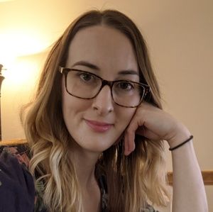 Meet your Posher, Kassandra